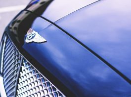 Бульдозеры: мощь и надежность в строительных и дорожных работах