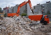 Очищаем стройплощадку: выбираем мусоровоз мусоровоз