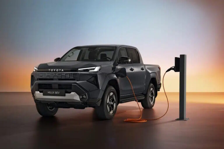 Toyota Hilux 2026: обзор новой модели и сколько может стоить привоз из разных стран