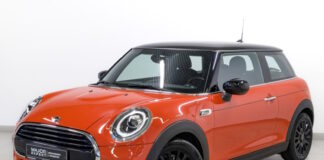 Стиль жизни в стиле MINI: покупаем авто MINI купить в Санкт-Петербурге
